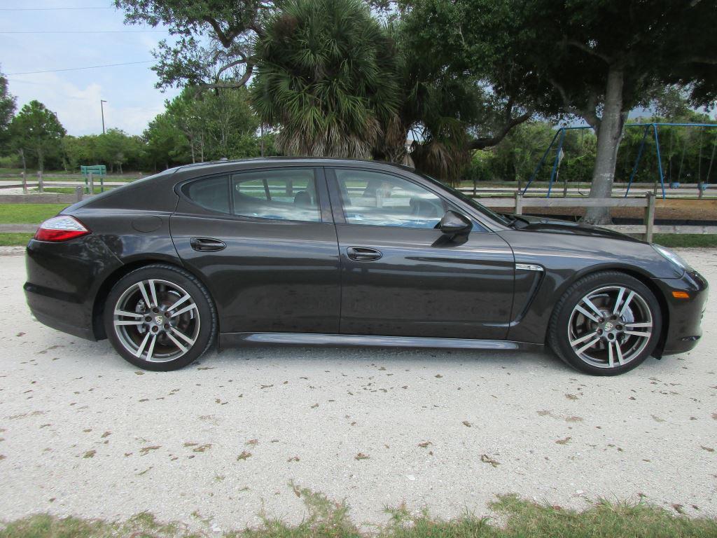2011 Porsche Panamera Base - Photo 6