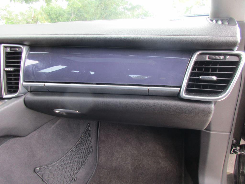 2011 Porsche Panamera Base - Photo 14