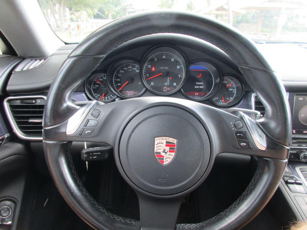 2011 Porsche Panamera Base - Photo 16