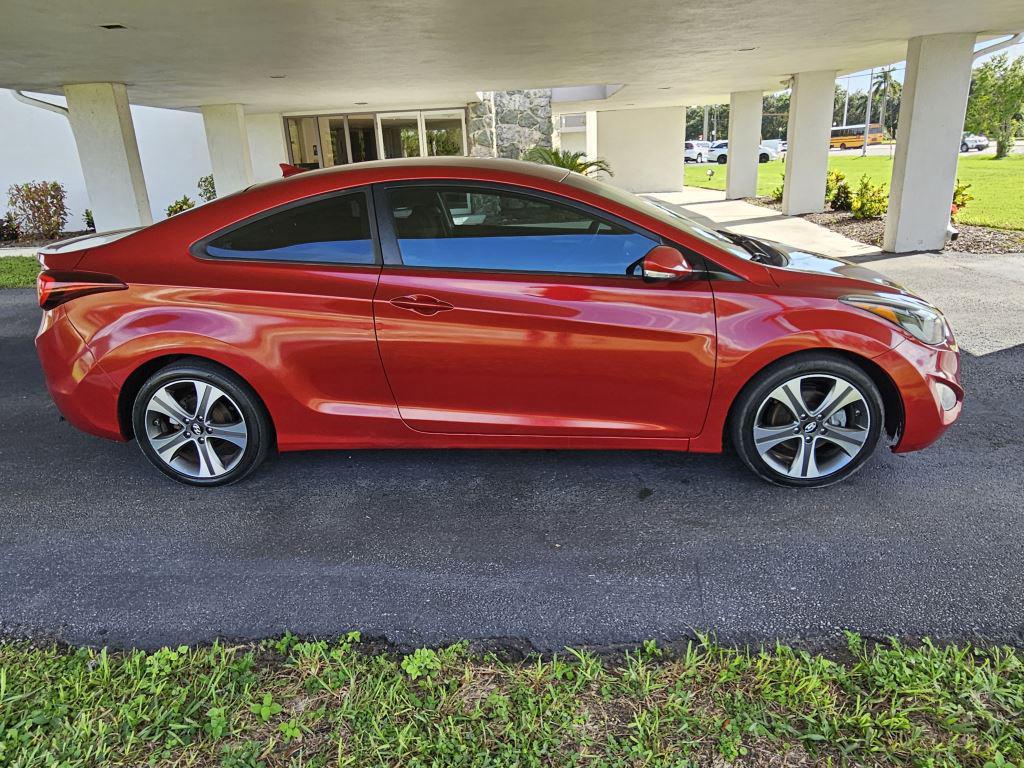 2014 Hyundai Elantra Coupe Base photo 6