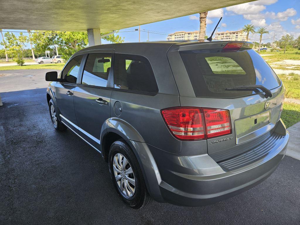 2009 Dodge Journey SE photo 3