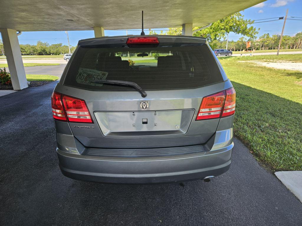 2009 Dodge Journey SE photo 4