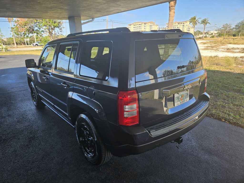 2014 Jeep Patriot Sport photo 3