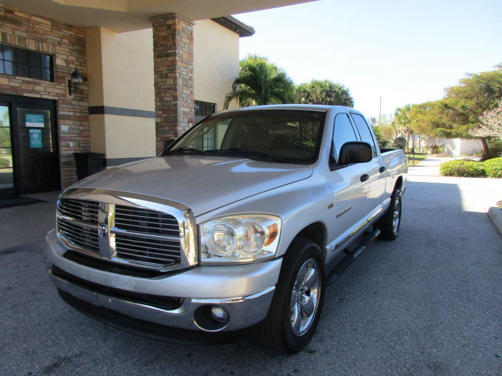 2007 Dodge Ram 1500 Pickup SLT