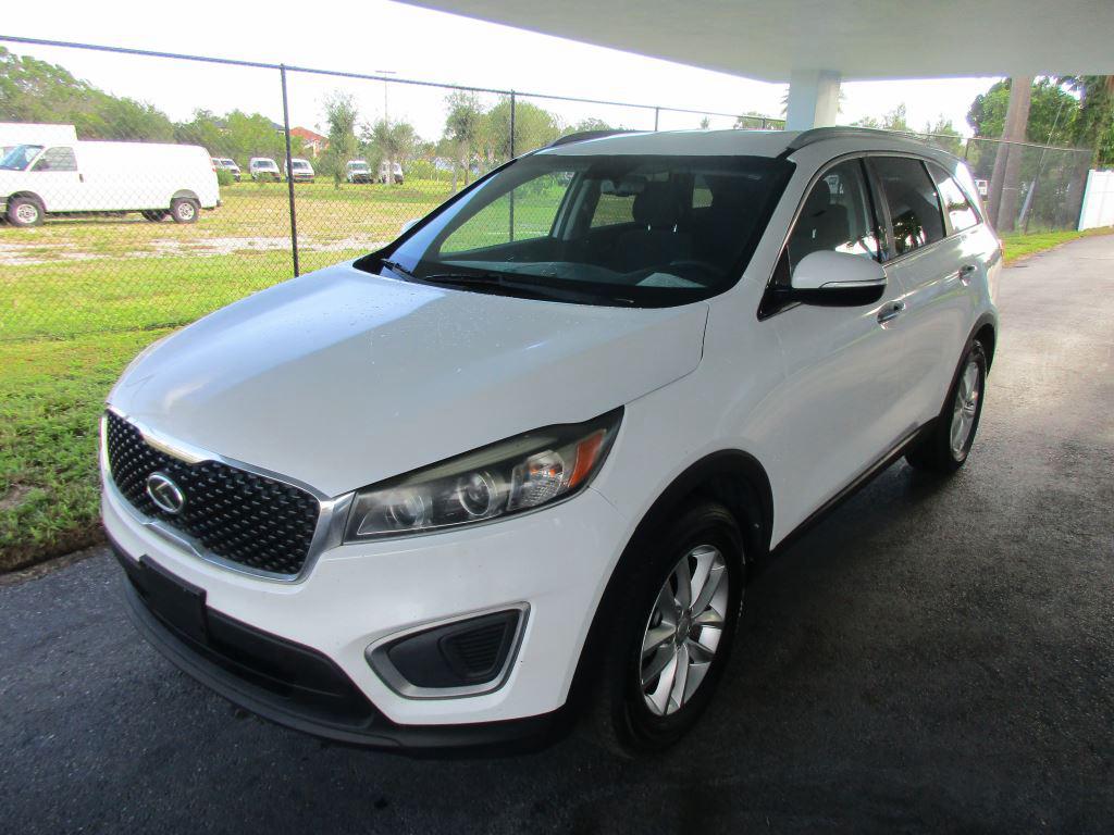 2016 Kia Sorento LX