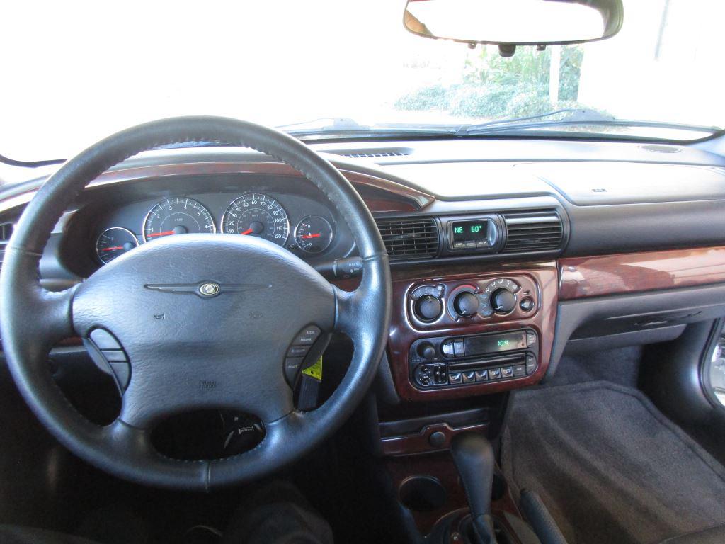 2004 Chrysler Sebring LXI - Photo 15