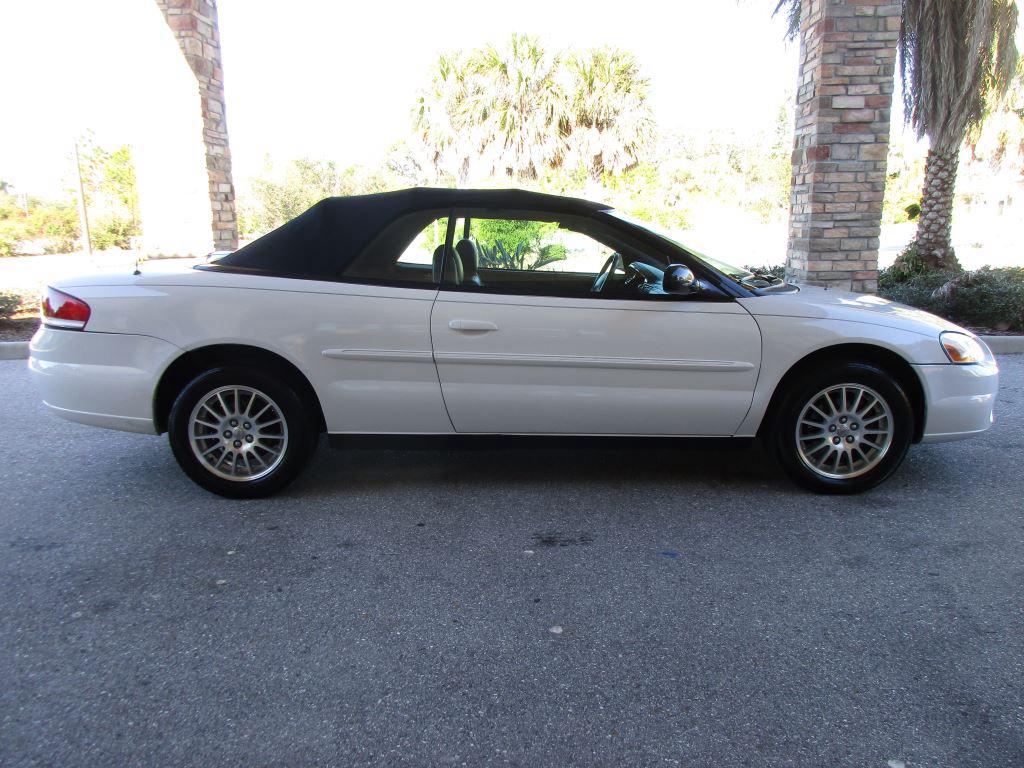 2004 Chrysler Sebring LXI - Photo 6