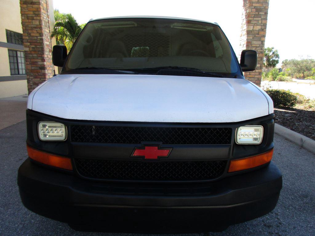 2008 Chevrolet Express Cargo Work Van - Photo 8