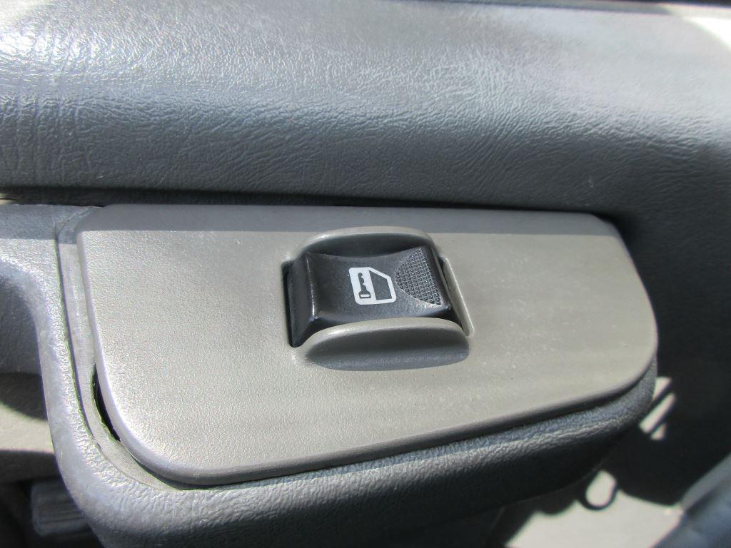 2008 Chevrolet Express Cargo Work Van - Photo 15