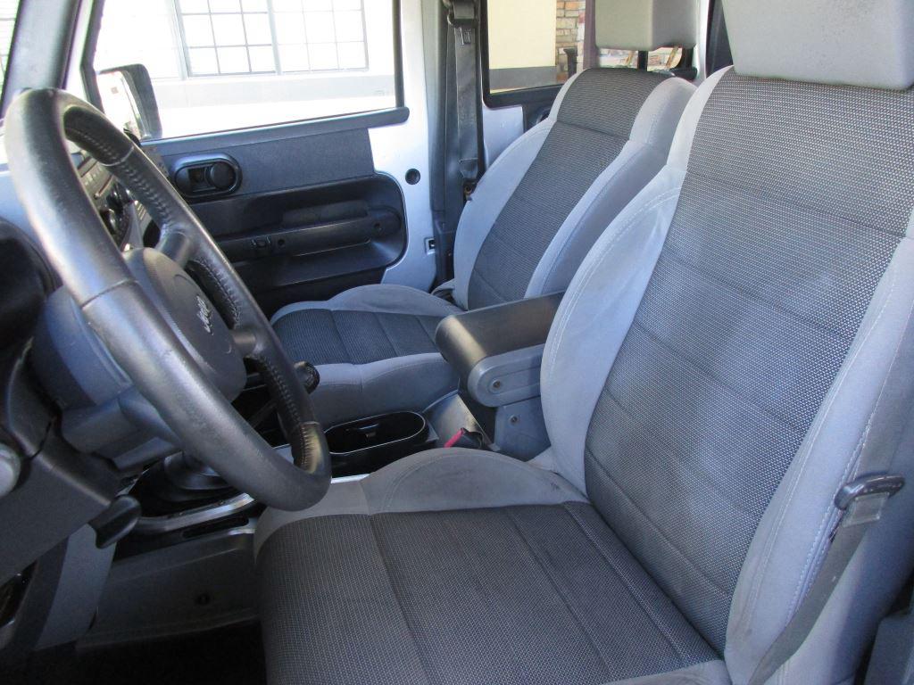 2007 Jeep Wrangler Unlimited X - Photo 9