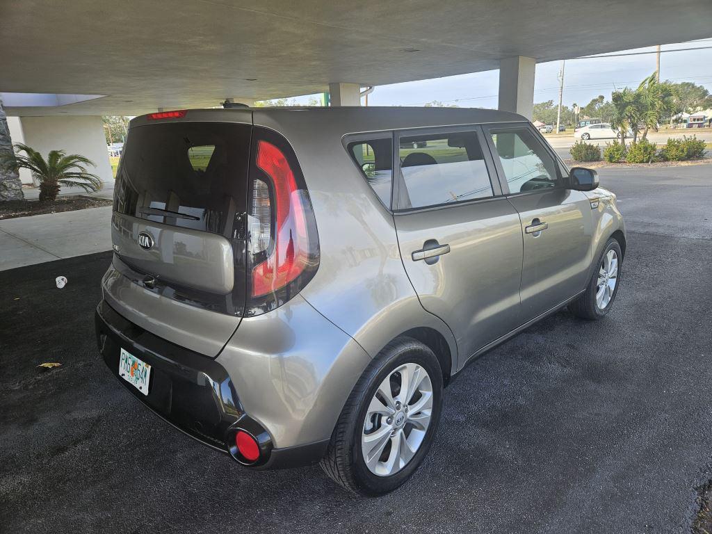 2016 Kia Soul + photo 6