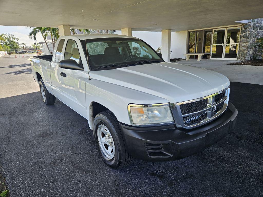 2008 Dodge Dakota ST photo 7